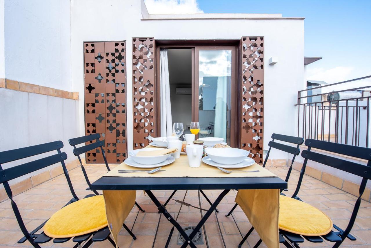 Apartamento Con Terraza En San Luis Sevilha Exterior foto